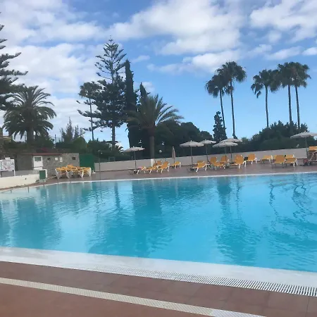 Monte Rojo Terrace דירה